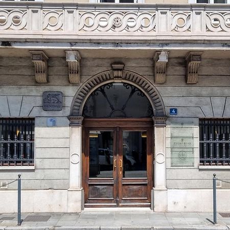 Locanda Al Volo Tommaseo Триест Экстерьер фото