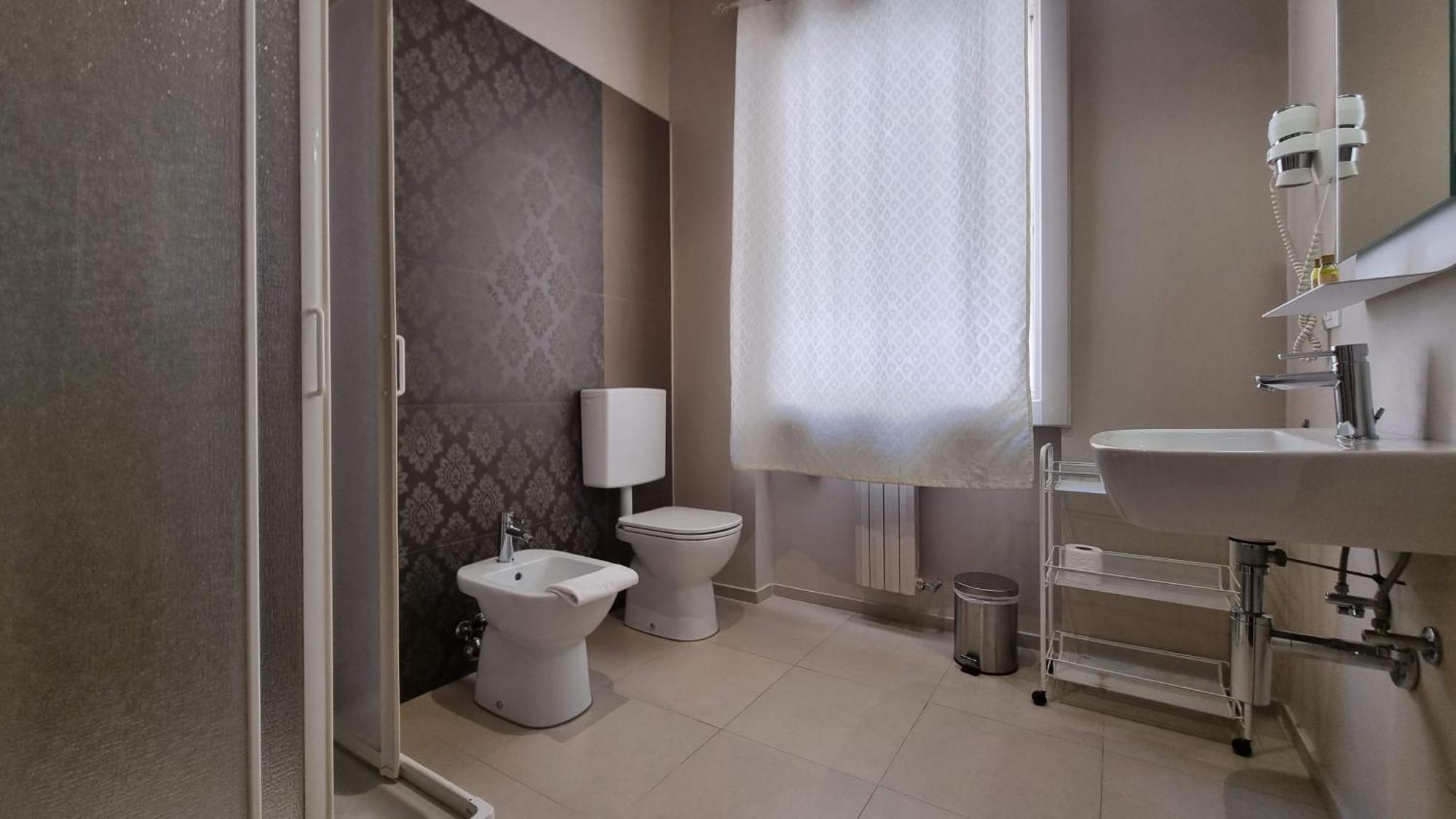 Locanda Al Volo Tommaseo Триест Экстерьер фото