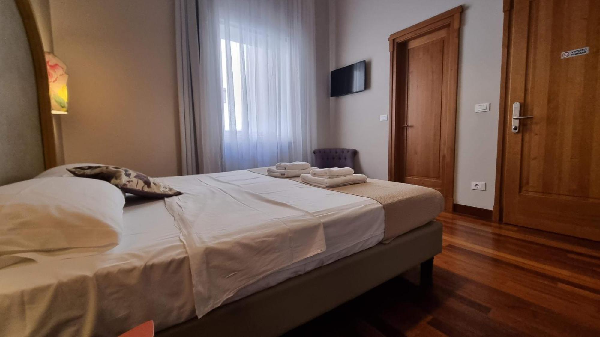 Locanda Al Volo Tommaseo Триест Экстерьер фото