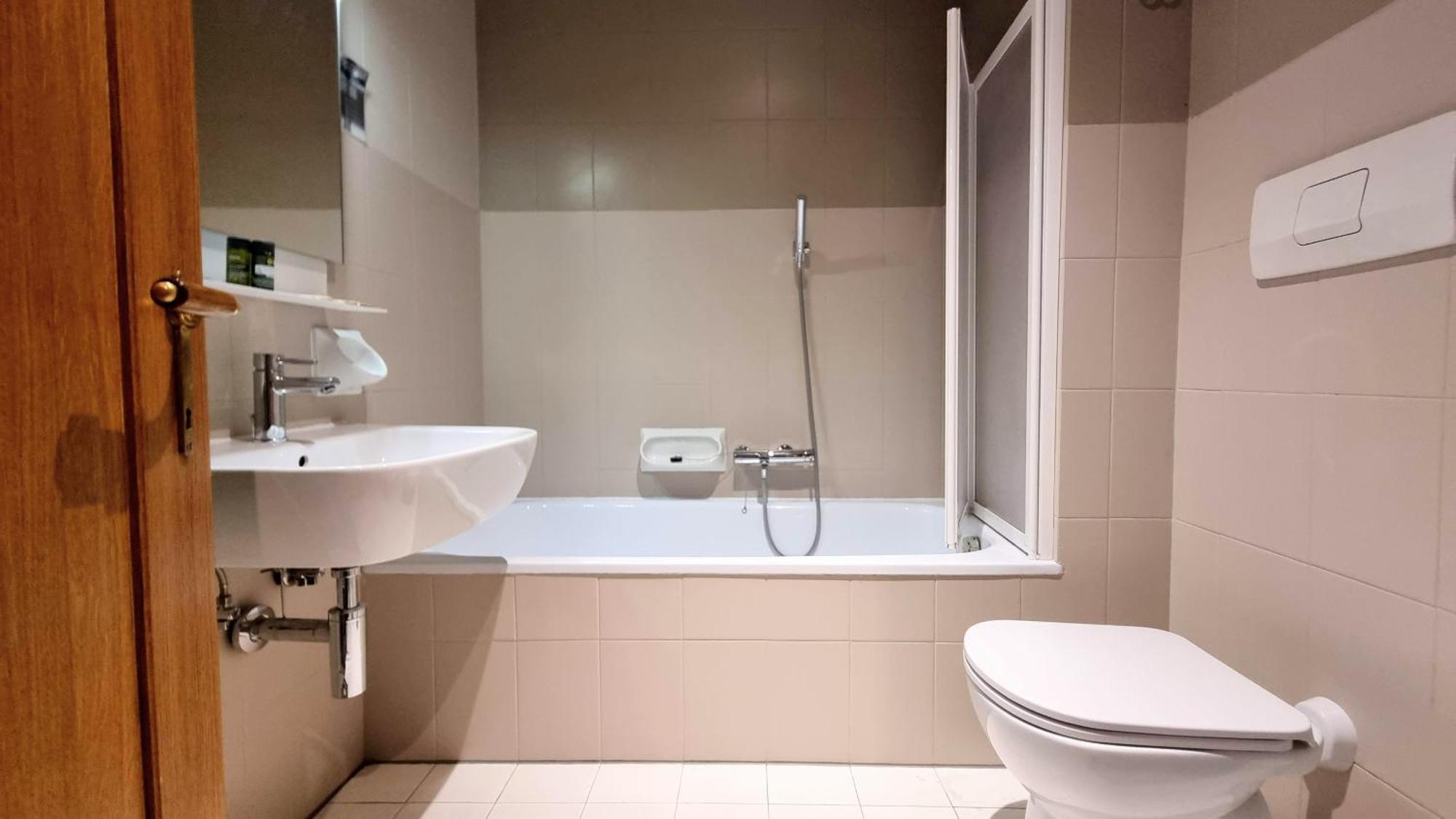Locanda Al Volo Tommaseo Триест Экстерьер фото