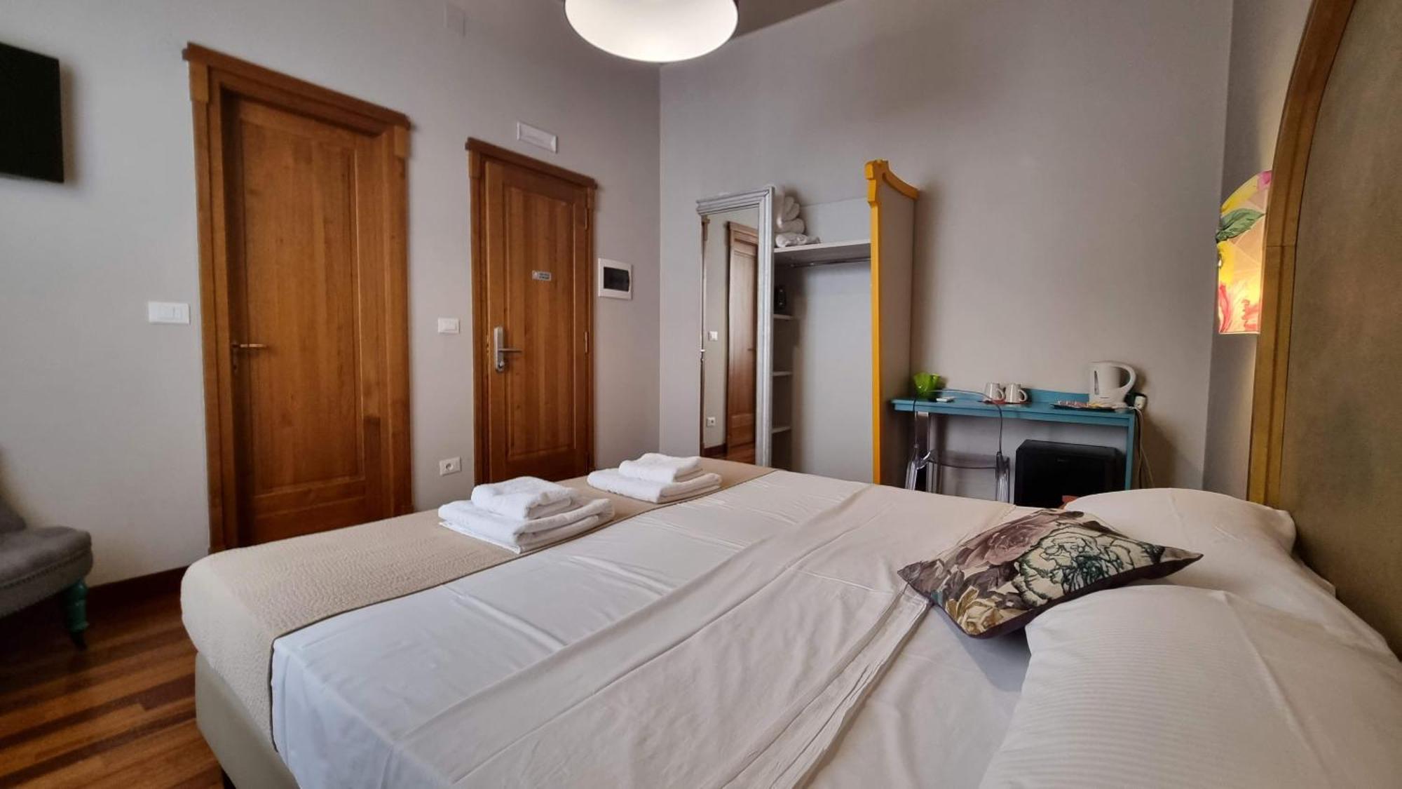Locanda Al Volo Tommaseo Триест Экстерьер фото