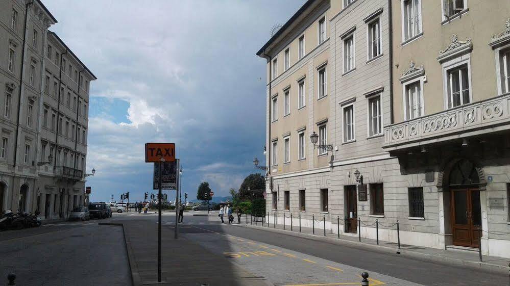 Locanda Al Volo Tommaseo Триест Экстерьер фото